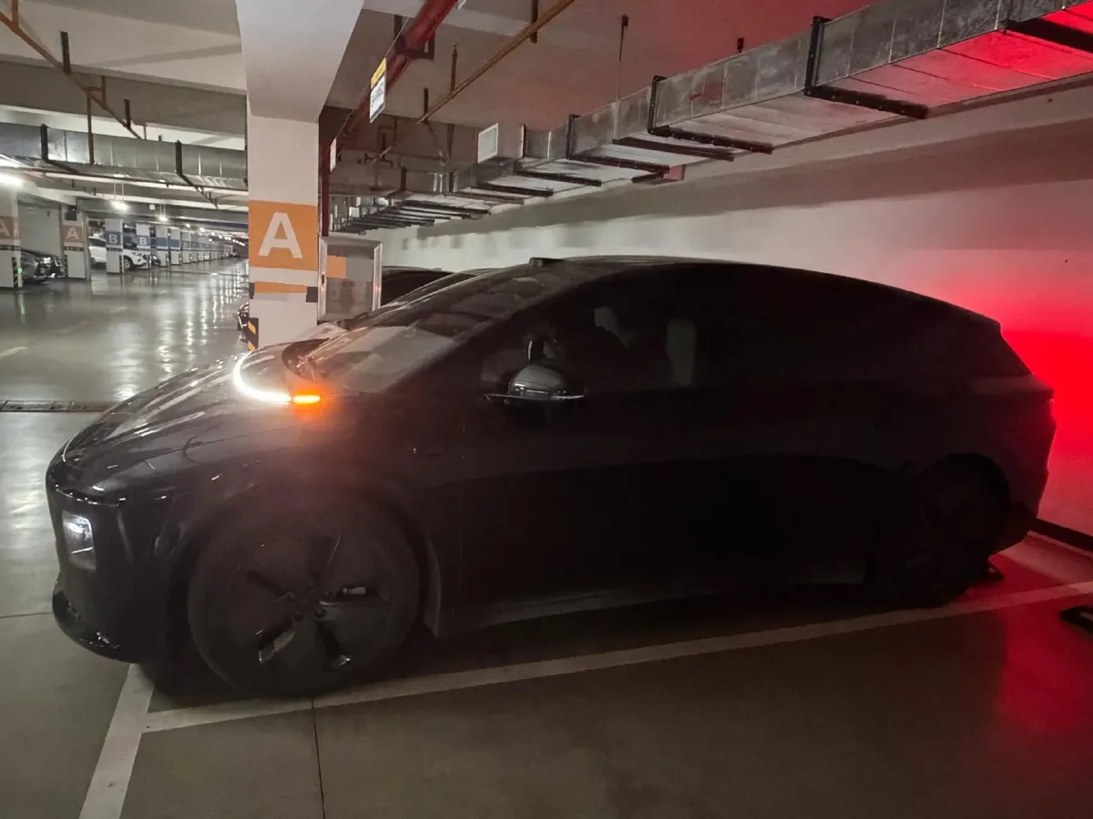 2025 Li i6 BEV,autocango,china used car exporter,china ev exporter,chinese used car exporter,chinese used ev exporter