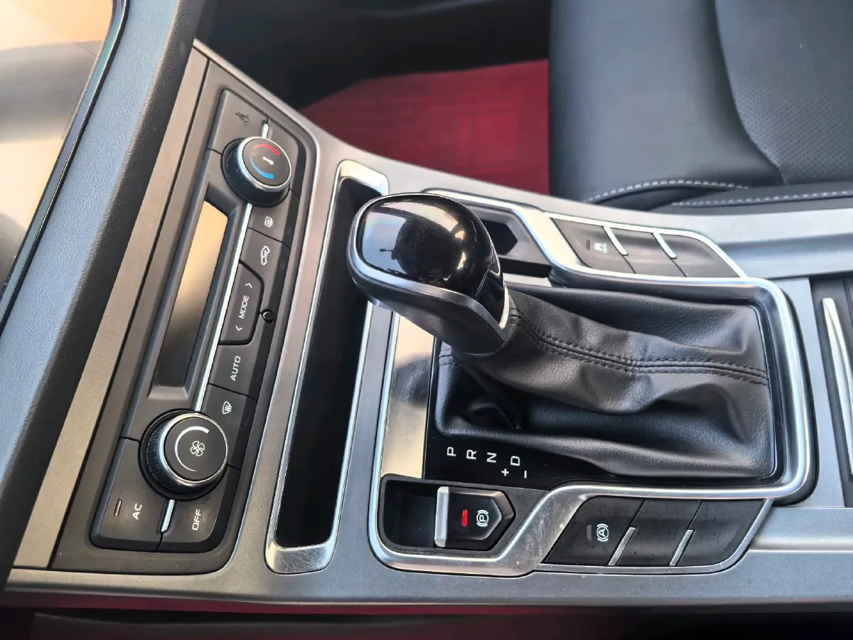 2020 Geely Emgrand 1.5L 109HP L4 CVT,autocango,china used car exporter,china ev exporter,chinese used car exporter,chinese used ev exporter