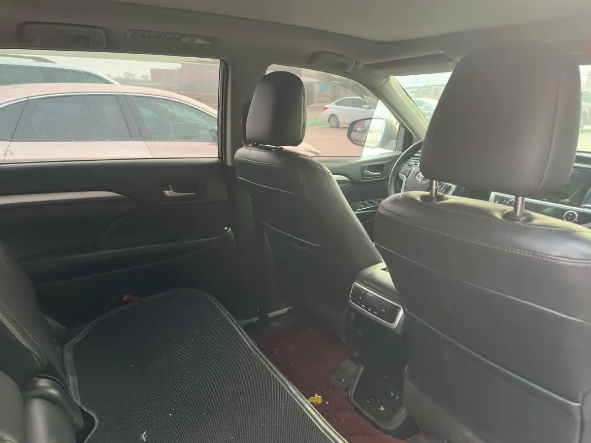 2018 Toyota Highlander 2.0T 220HP L4 6AT,autocango,china used car exporter,china ev exporter,chinese used car exporter,chinese used ev exporter