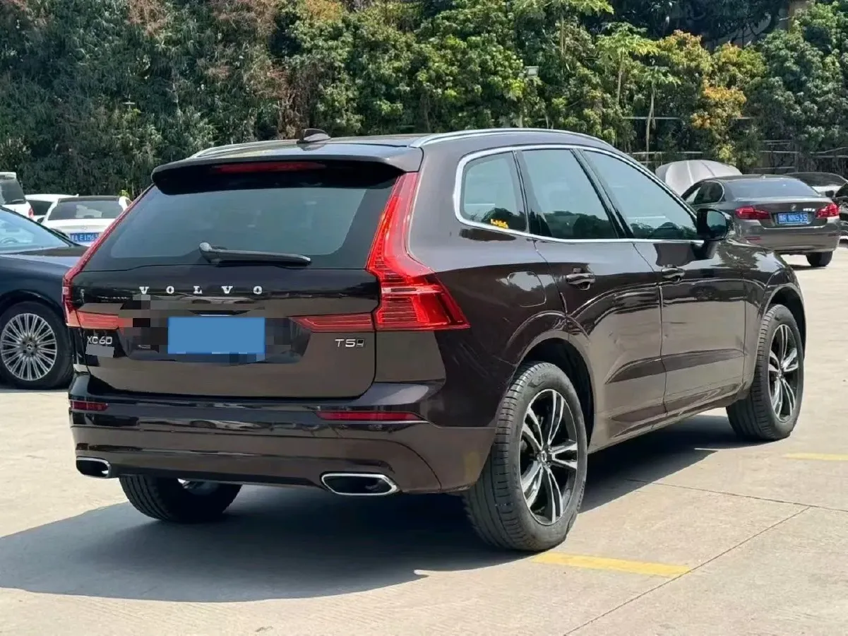 2019 Volvo XC60 2.0T 254HP L4 8AT,autocango,china used car exporter,china ev exporter,chinese used car exporter,chinese used ev exporter