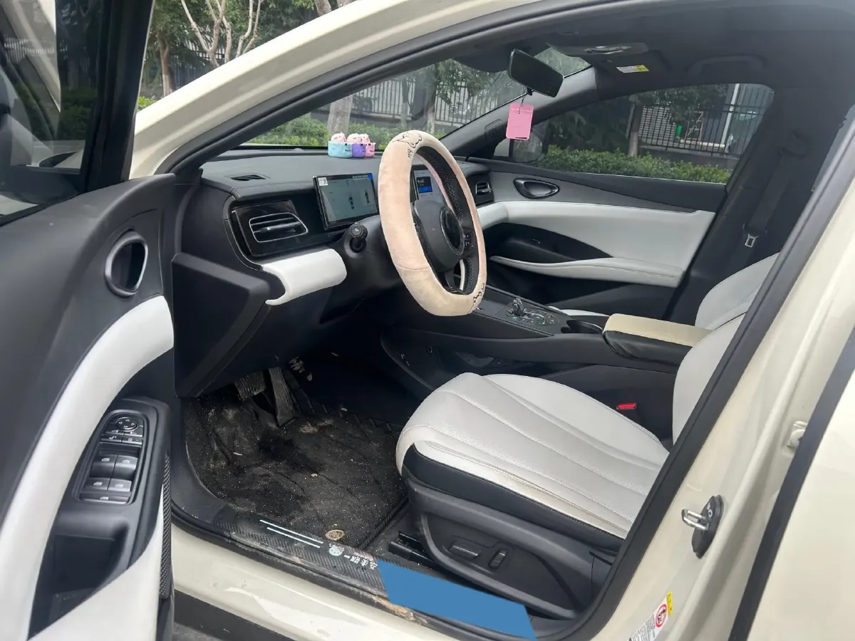 2025 BYD Seal06 1.5L 101HP L4 E-CVT PHEV 10.08KWH,autocango,china used car exporter,china ev exporter,chinese used car exporter,chinese used ev exporter