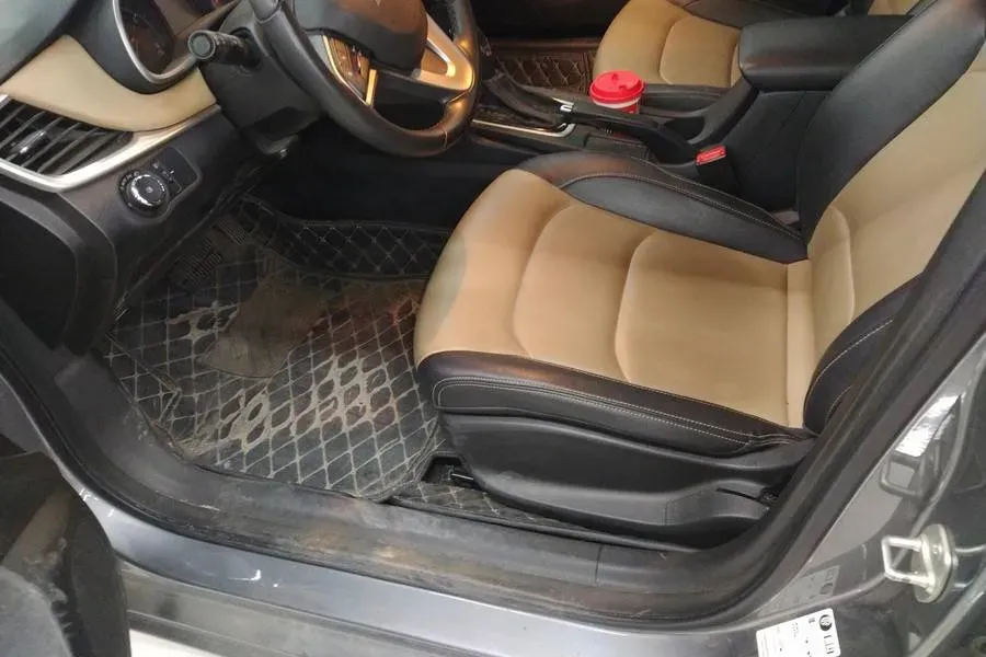 2022 Chevrolet Monza 1.5L 113HP L4 6AT,autocango,china used car exporter,china ev exporter,chinese used car exporter,chinese used ev exporter