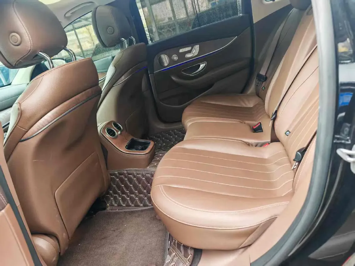 2022 Mercedes-Benz E Class 2.0T 258HP L4 9AT,autocango,china used car exporter,china ev exporter,chinese used car exporter,chinese used ev exporter