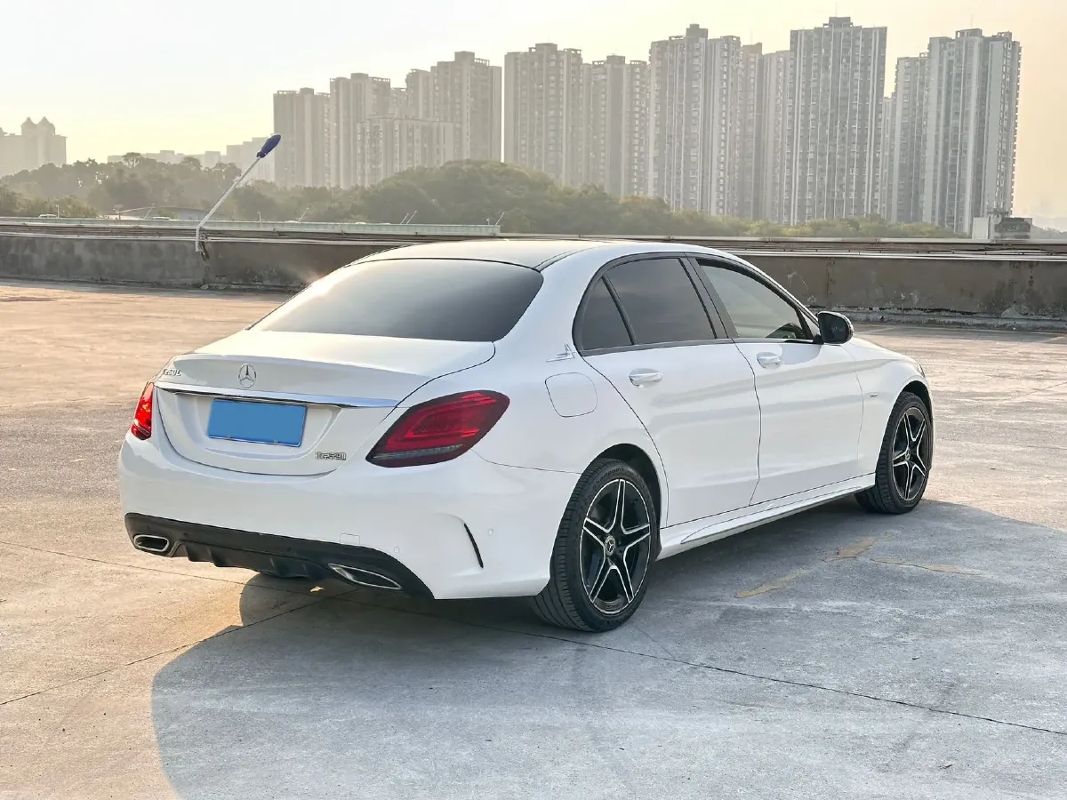 2021 Mercedes-Benz C Class 1.5T 184HP L4 9AT,autocango,china used car exporter,china ev exporter,chinese used car exporter,chinese used ev exporter