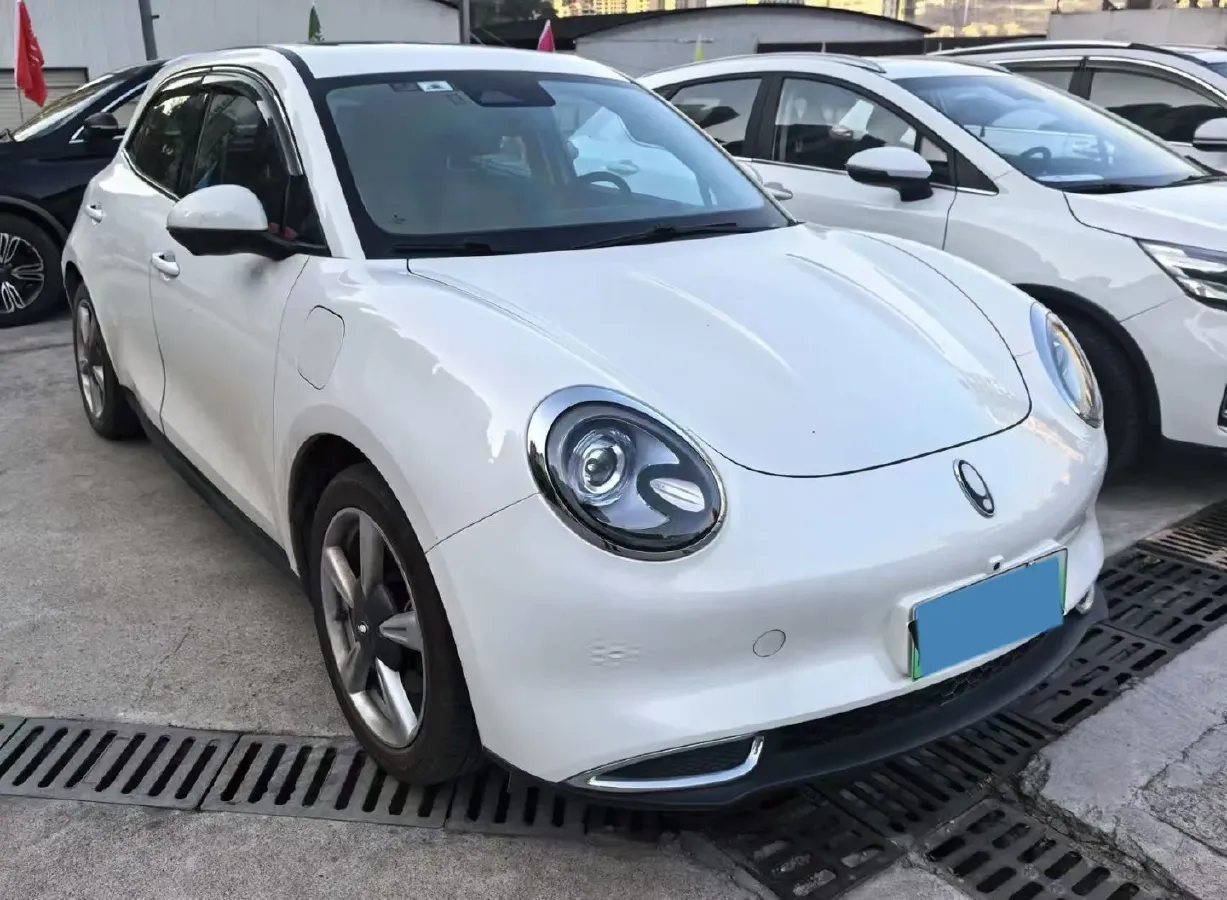 2022 ChangAn Oshan X7 Plus 1.5T 188HP L4 7DCT,autocango,china used car exporter,china ev exporter,chinese used car exporter,chinese used ev exporter