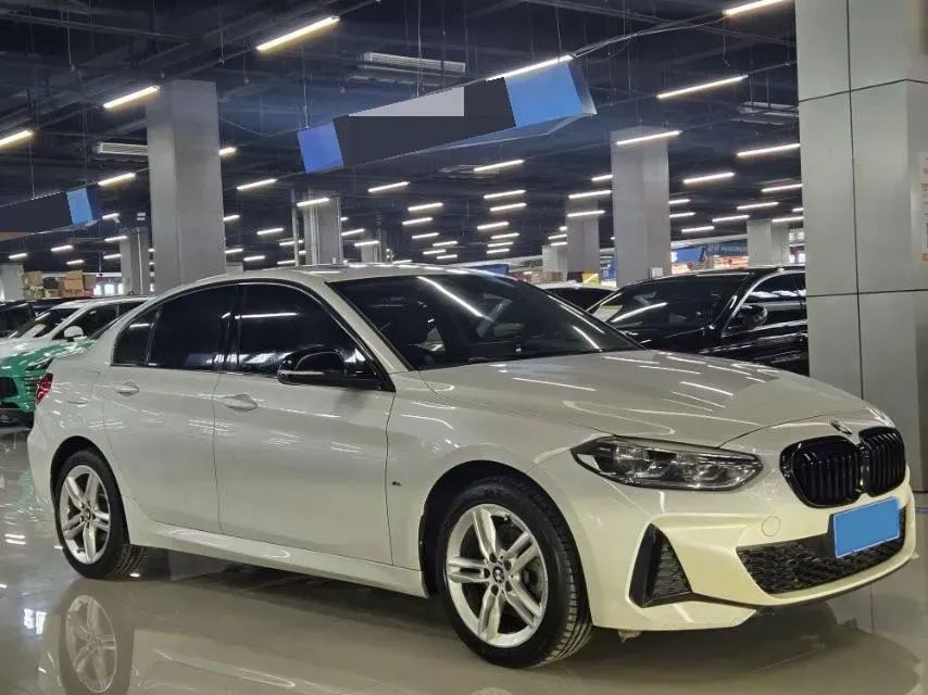 2022 BMW 1 Series 1.5T 140HP L3 7DCT,autocango,china used car exporter,china ev exporter,chinese used car exporter,chinese used ev exporter