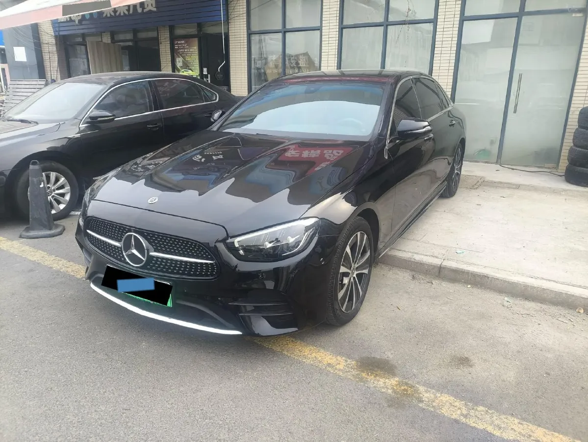 2022 Mercedes-Benz E Class 2.0T 211HP L4 9AT PHEV 25.4KWH,autocango,china used car exporter,china ev exporter,chinese used car exporter,chinese used ev exporter