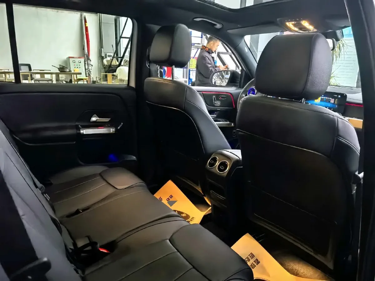 2023 Mercedes-Benz GLB Class 2.0T 190HP L4 8DCT,autocango,china used car exporter,china ev exporter,chinese used car exporter,chinese used ev exporter