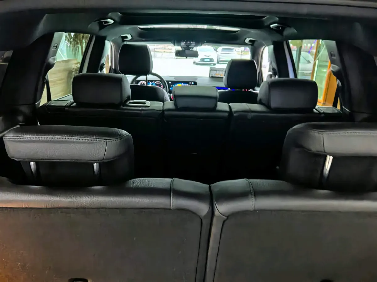 2023 Mercedes-Benz GLB Class 2.0T 190HP L4 8DCT,autocango,china used car exporter,china ev exporter,chinese used car exporter,chinese used ev exporter