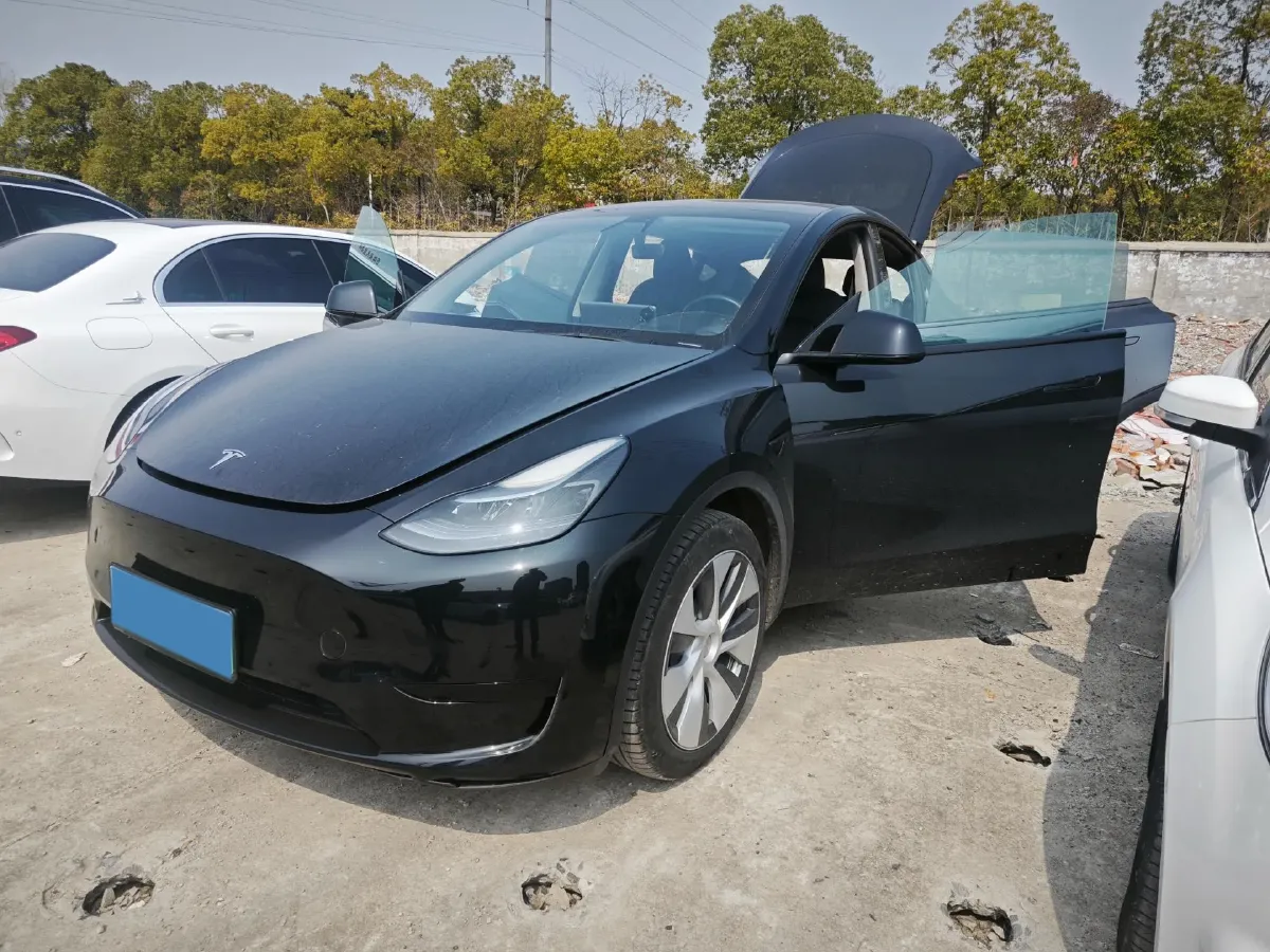 2022 Tesla Model Y BEV 60KWH,autocango,china used car exporter,china ev exporter,chinese used car exporter,chinese used ev exporter