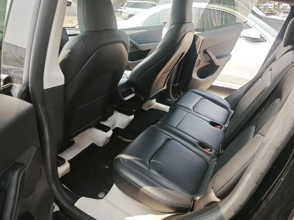 2022 Tesla Model Y BEV 60KWH,autocango,china used car exporter,china ev exporter,chinese used car exporter,chinese used ev exporter