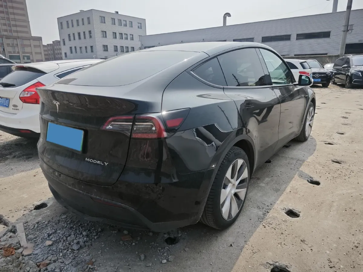 2022 Tesla Model Y BEV 60KWH,autocango,china used car exporter,china ev exporter,chinese used car exporter,chinese used ev exporter