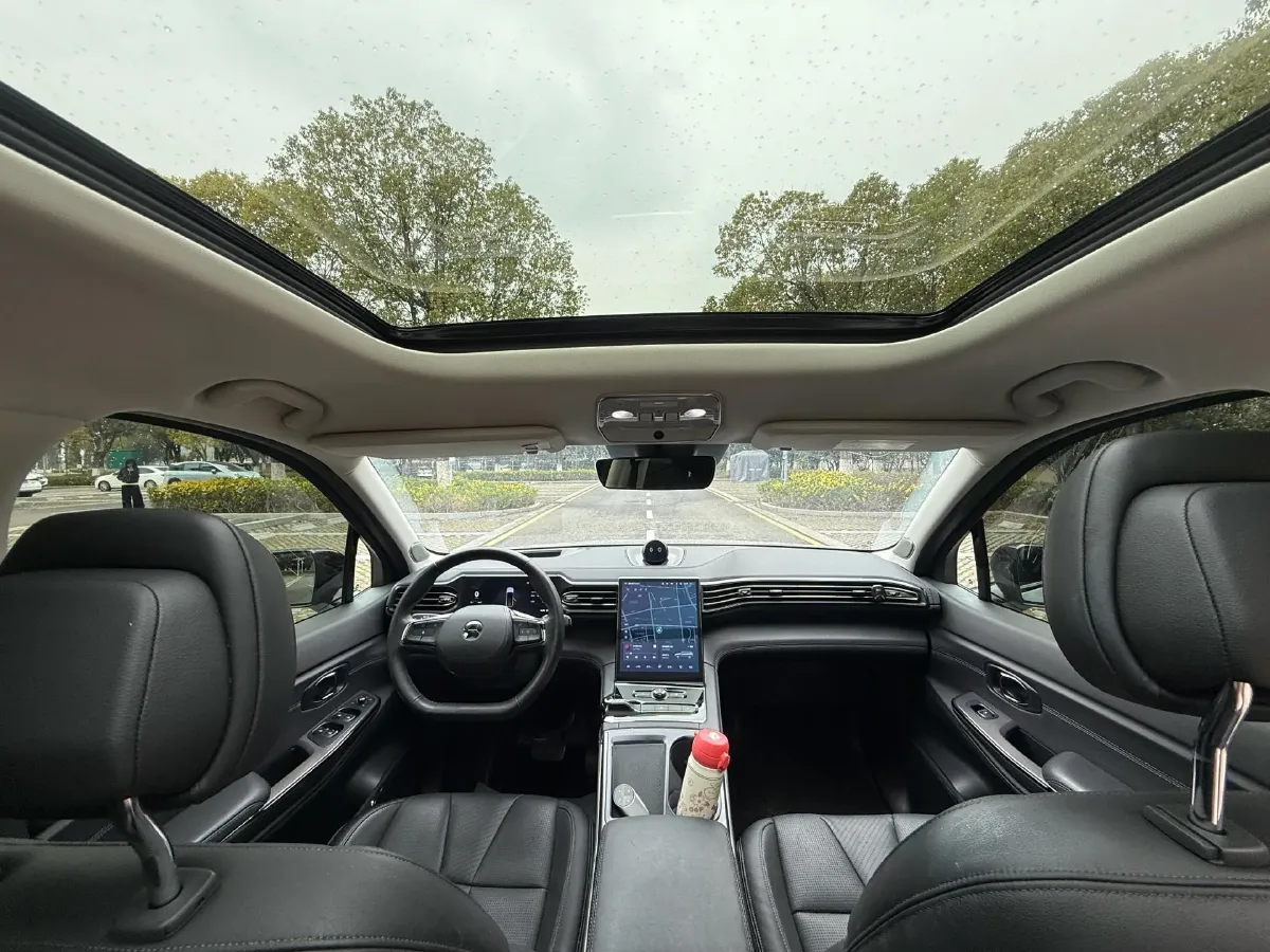 2022 NIO ES8 BEV 100KWH,autocango,china used car exporter,china ev exporter,chinese used car exporter,chinese used ev exporter