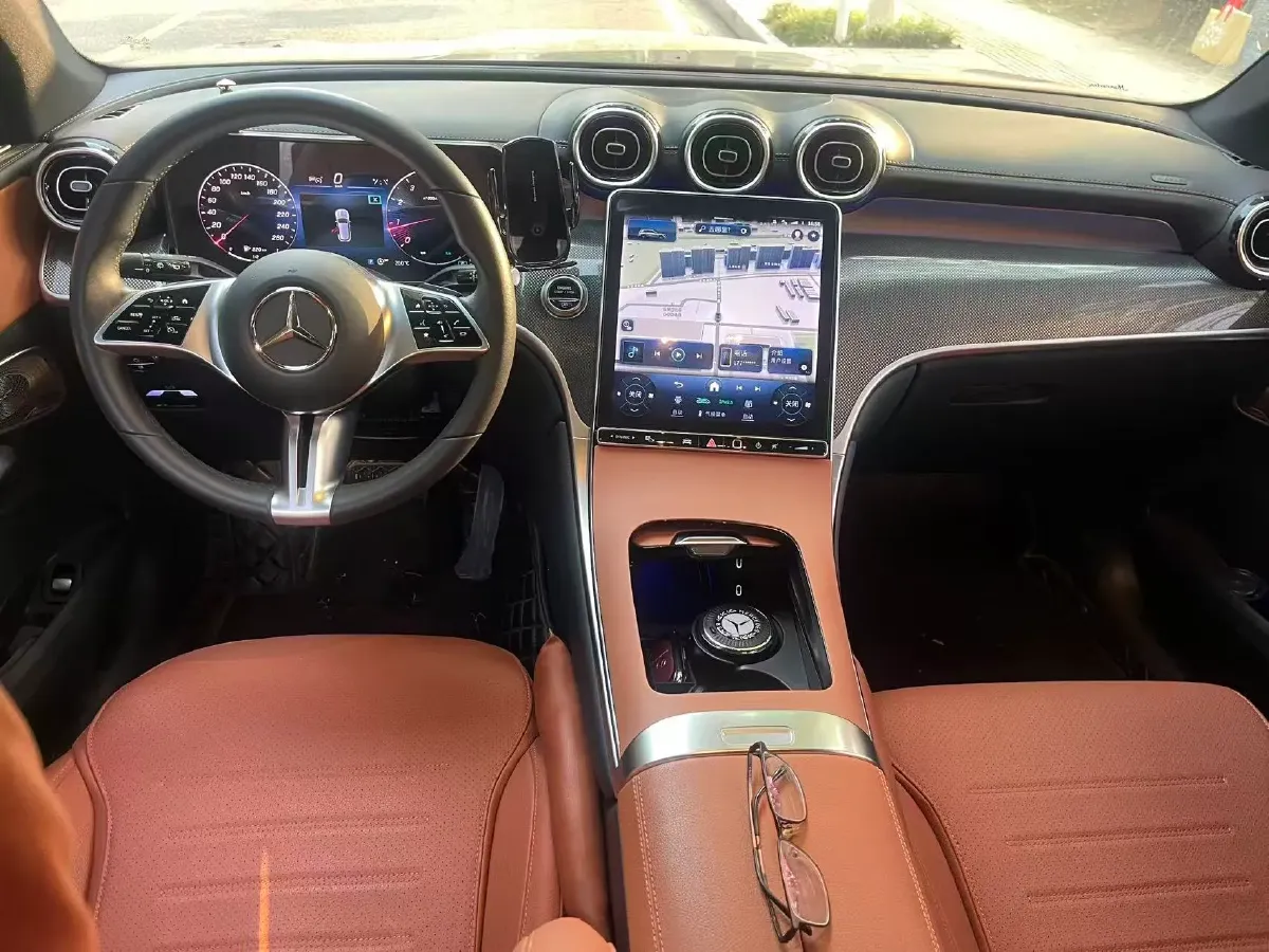 2024 Mercedes-Benz GLC Class 2.0T 204HP L4 9AT,autocango,china used car exporter,china ev exporter,chinese used car exporter,chinese used ev exporter