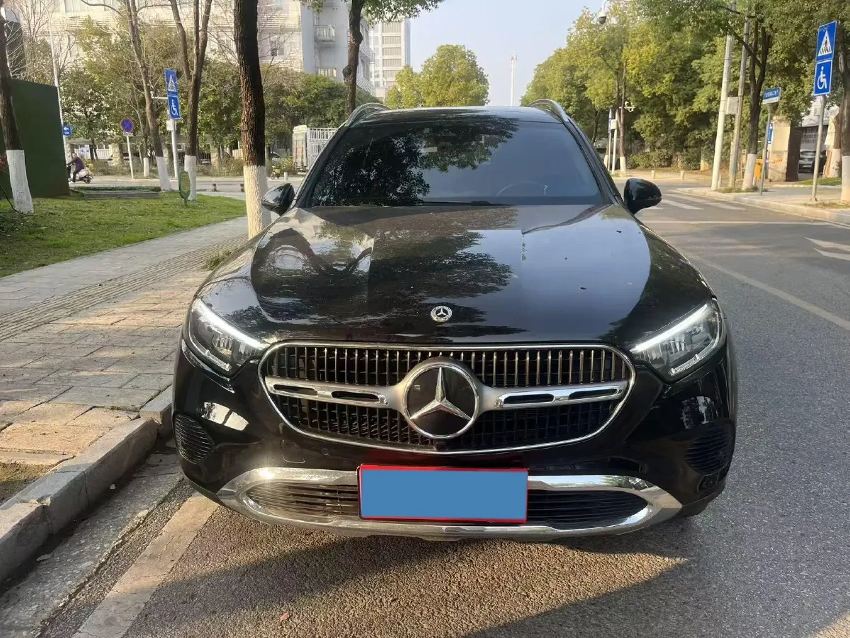 2024 Mercedes-Benz GLC Class 2.0T 204HP L4 9AT,autocango,china used car exporter,china ev exporter,chinese used car exporter,chinese used ev exporter