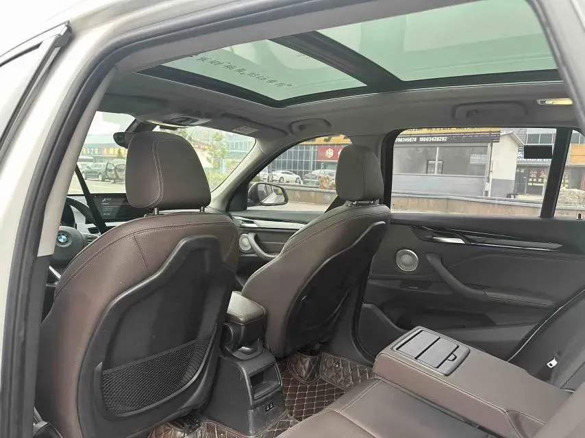 2021 BMW X1 1.5T 140HP L3 7DCT,autocango,china used car exporter,china ev exporter,chinese used car exporter,chinese used ev exporter