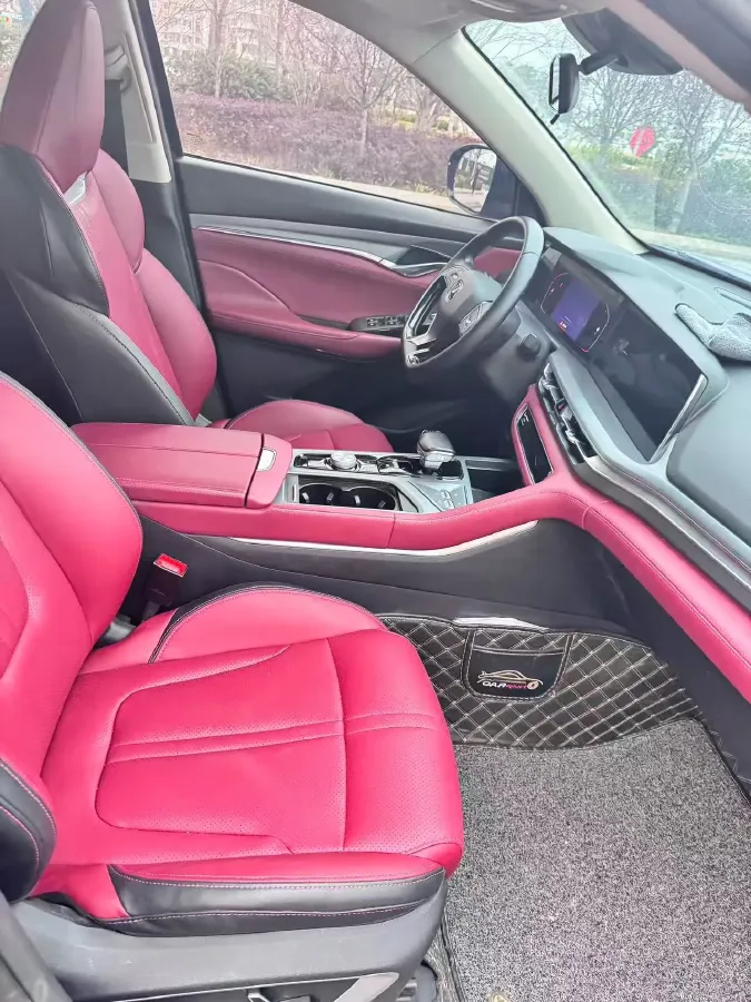 2021 ChangAn CS75 Plus 1.5T 178HP L4 6AT,autocango,china used car exporter,china ev exporter,chinese used car exporter,chinese used ev exporter