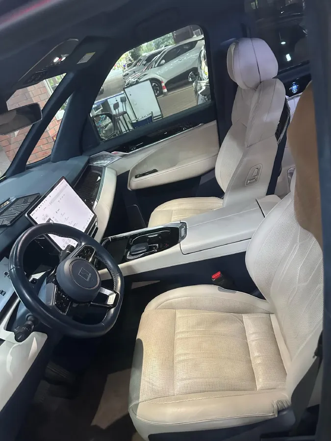 2022 Zeekr 009 BEV 116KWH,autocango,china used car exporter,china ev exporter,chinese used car exporter,chinese used ev exporter