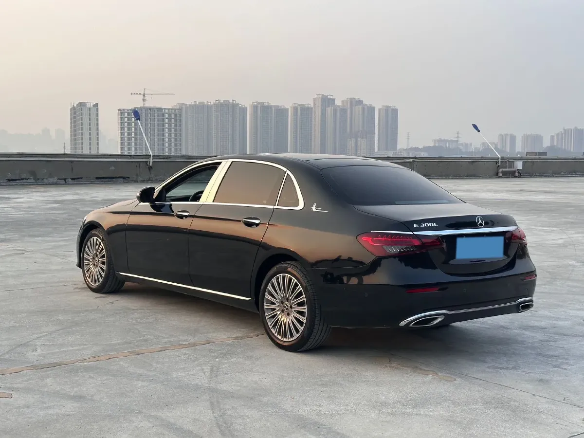 2023 Mercedes-Benz E Class 2.0T 258HP L4 9AT,autocango,china used car exporter,china ev exporter,chinese used car exporter,chinese used ev exporter