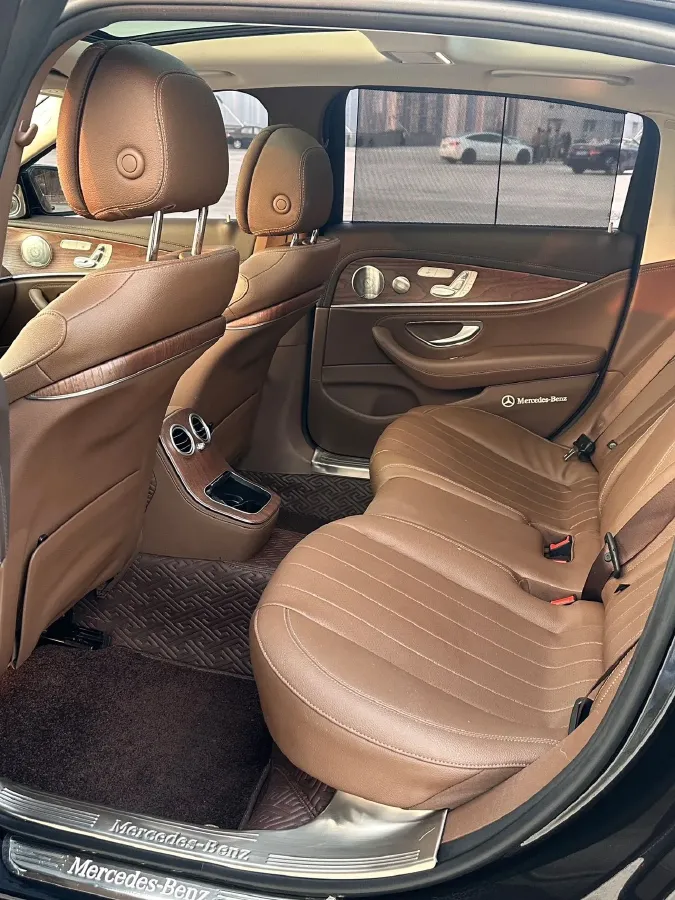 2023 Mercedes-Benz E Class 2.0T 258HP L4 9AT,autocango,china used car exporter,china ev exporter,chinese used car exporter,chinese used ev exporter