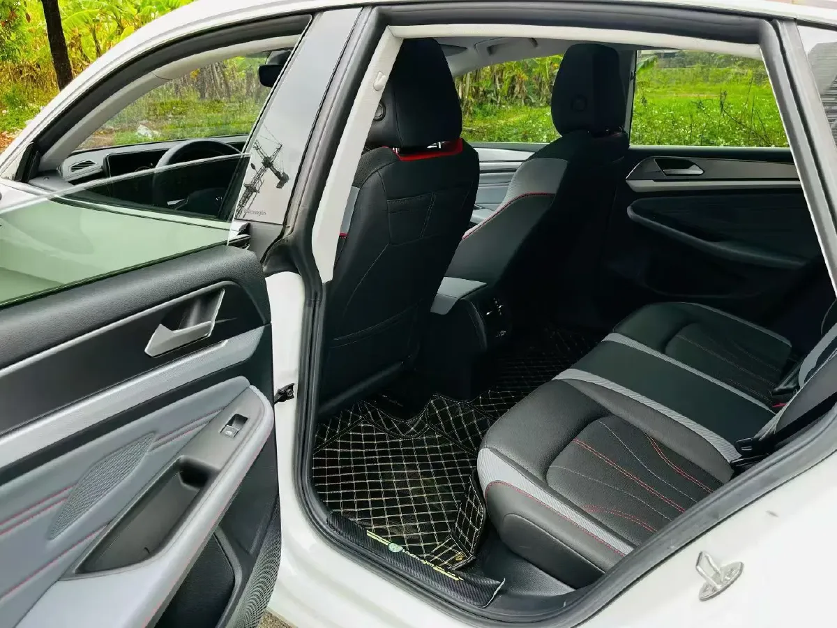 2024 Volkswagen Lamando 1.4T 150HP L4 7DCT,autocango,china used car exporter,china ev exporter,chinese used car exporter,chinese used ev exporter