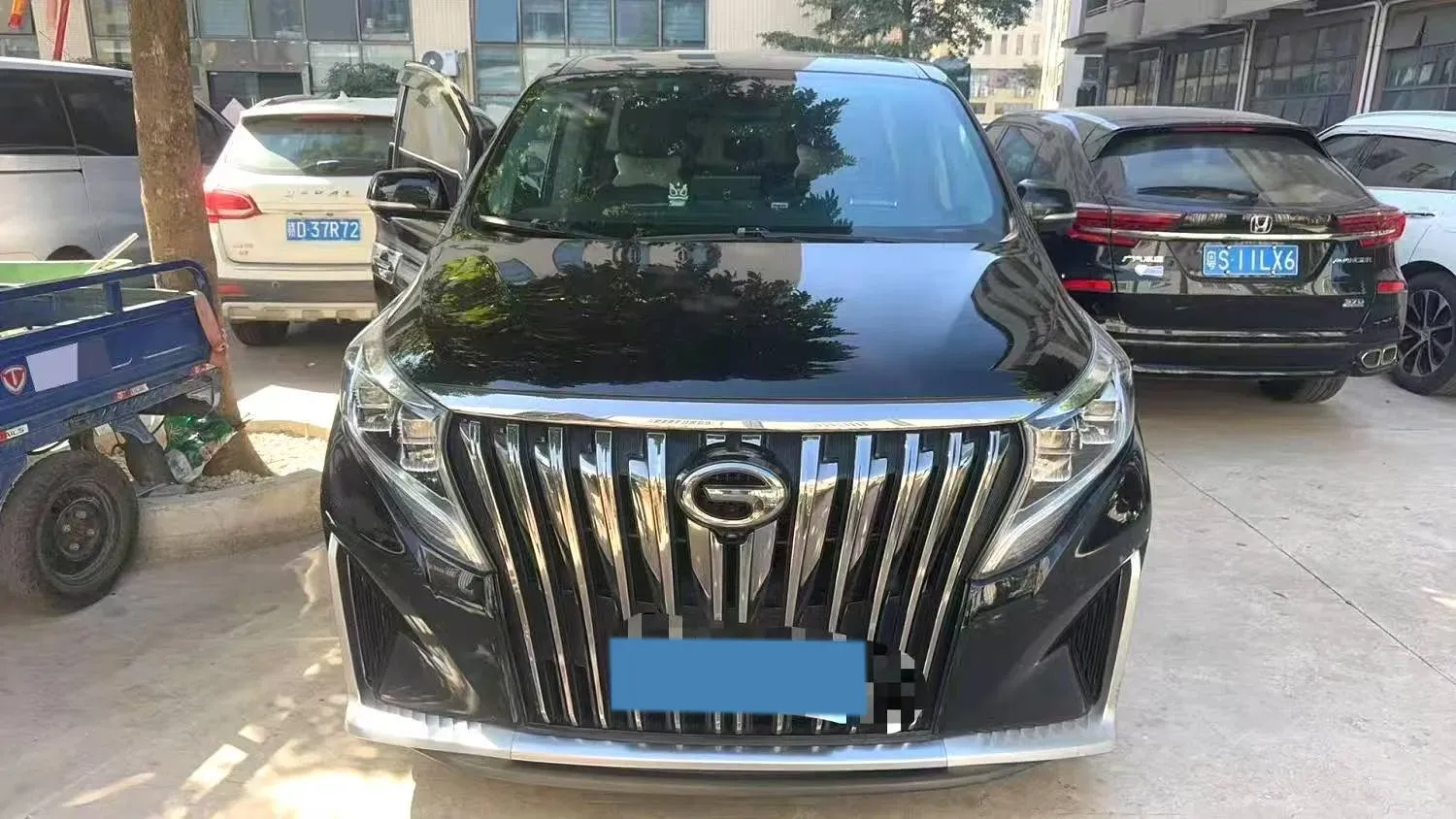 2021 GAC Trumpchi M8 2.0T 252HP L4 8AT,autocango,china used car exporter,china ev exporter,chinese used car exporter,chinese used ev exporter