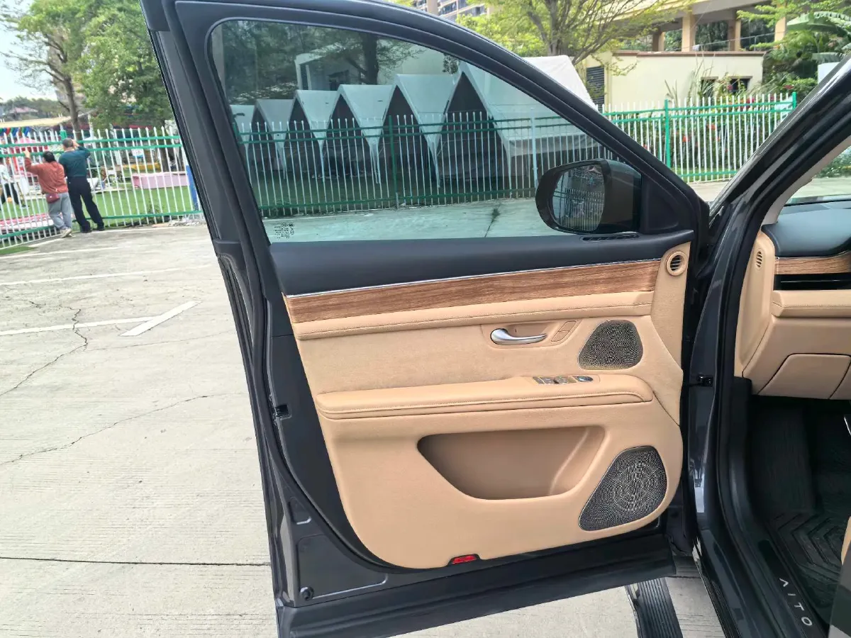 2022 Volvo S60 2.0T 197HP L4 8AT,autocango,china used car exporter,china ev exporter,chinese used car exporter,chinese used ev exporter