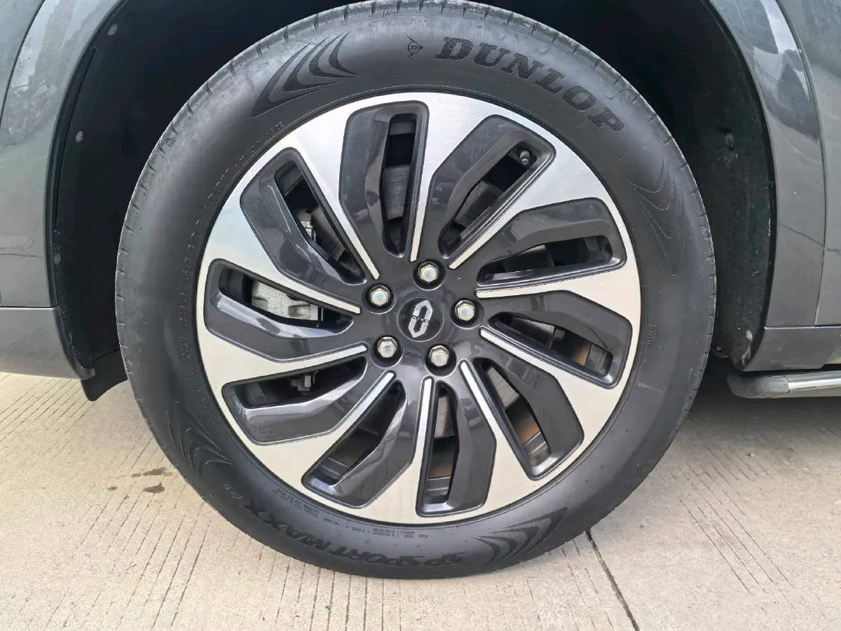 2022 Volvo S60 2.0T 197HP L4 8AT,autocango,china used car exporter,china ev exporter,chinese used car exporter,chinese used ev exporter