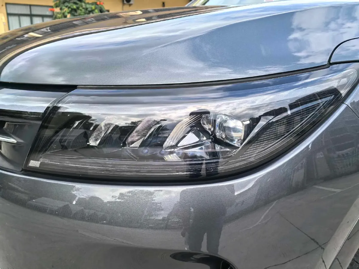 2022 Volvo S60 2.0T 197HP L4 8AT,autocango,china used car exporter,china ev exporter,chinese used car exporter,chinese used ev exporter