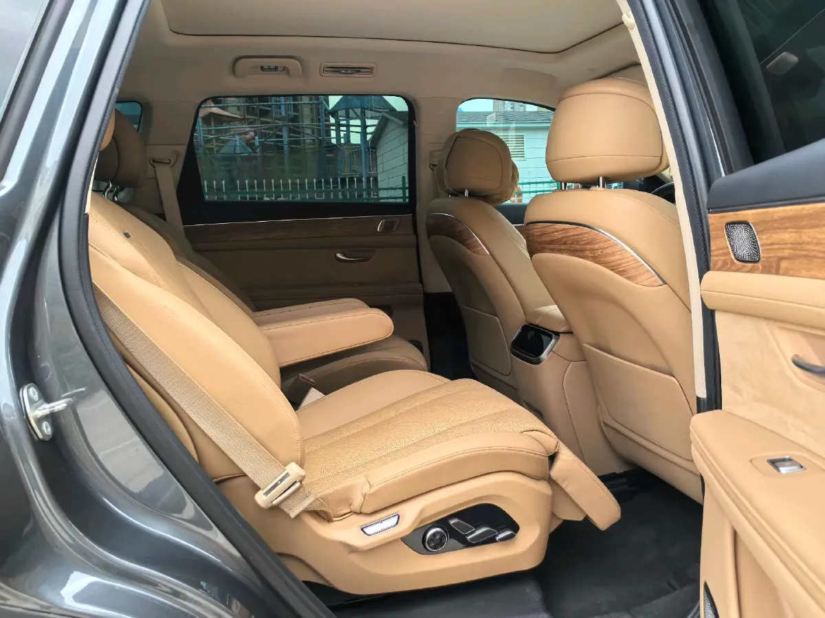 2022 Volvo S60 2.0T 197HP L4 8AT,autocango,china used car exporter,china ev exporter,chinese used car exporter,chinese used ev exporter