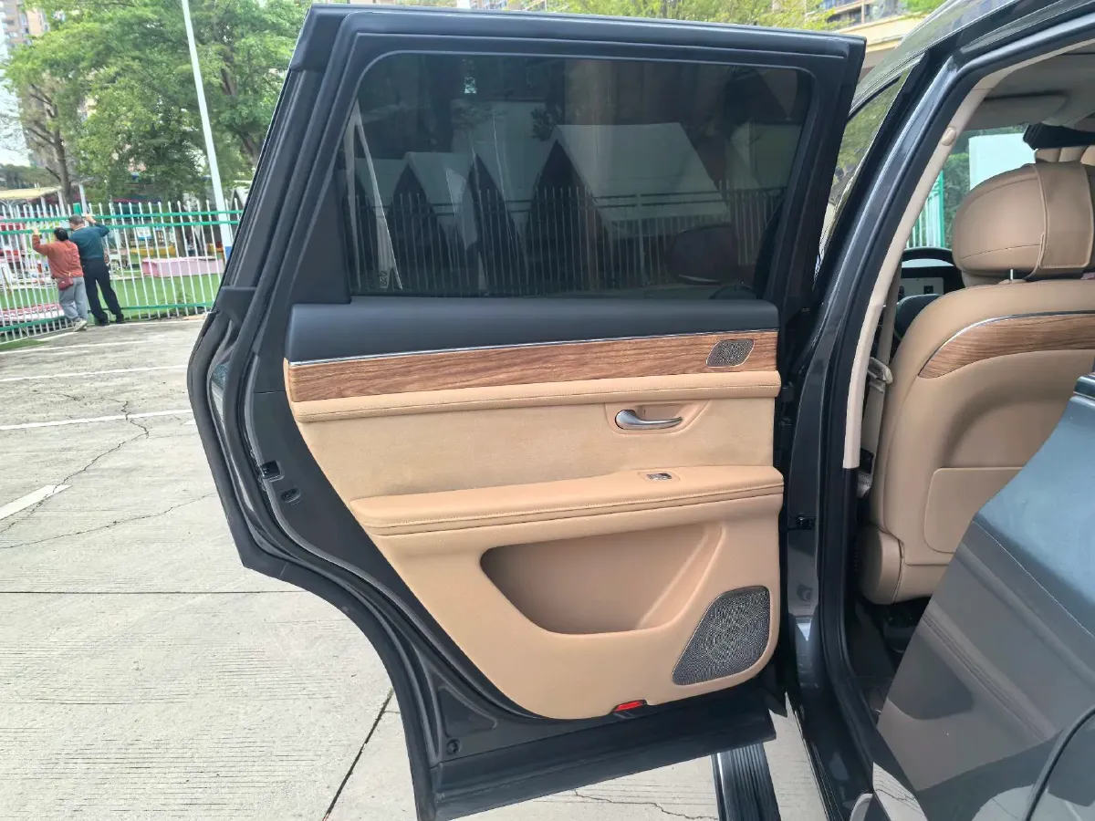 2022 Volvo S60 2.0T 197HP L4 8AT,autocango,china used car exporter,china ev exporter,chinese used car exporter,chinese used ev exporter