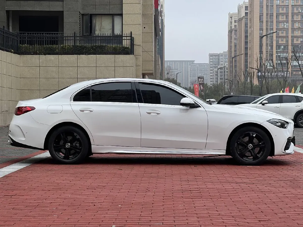 2022 Mercedes-Benz C Class 1.5T 170HP L4 9AT,autocango,china used car exporter,china ev exporter,chinese used car exporter,chinese used ev exporter