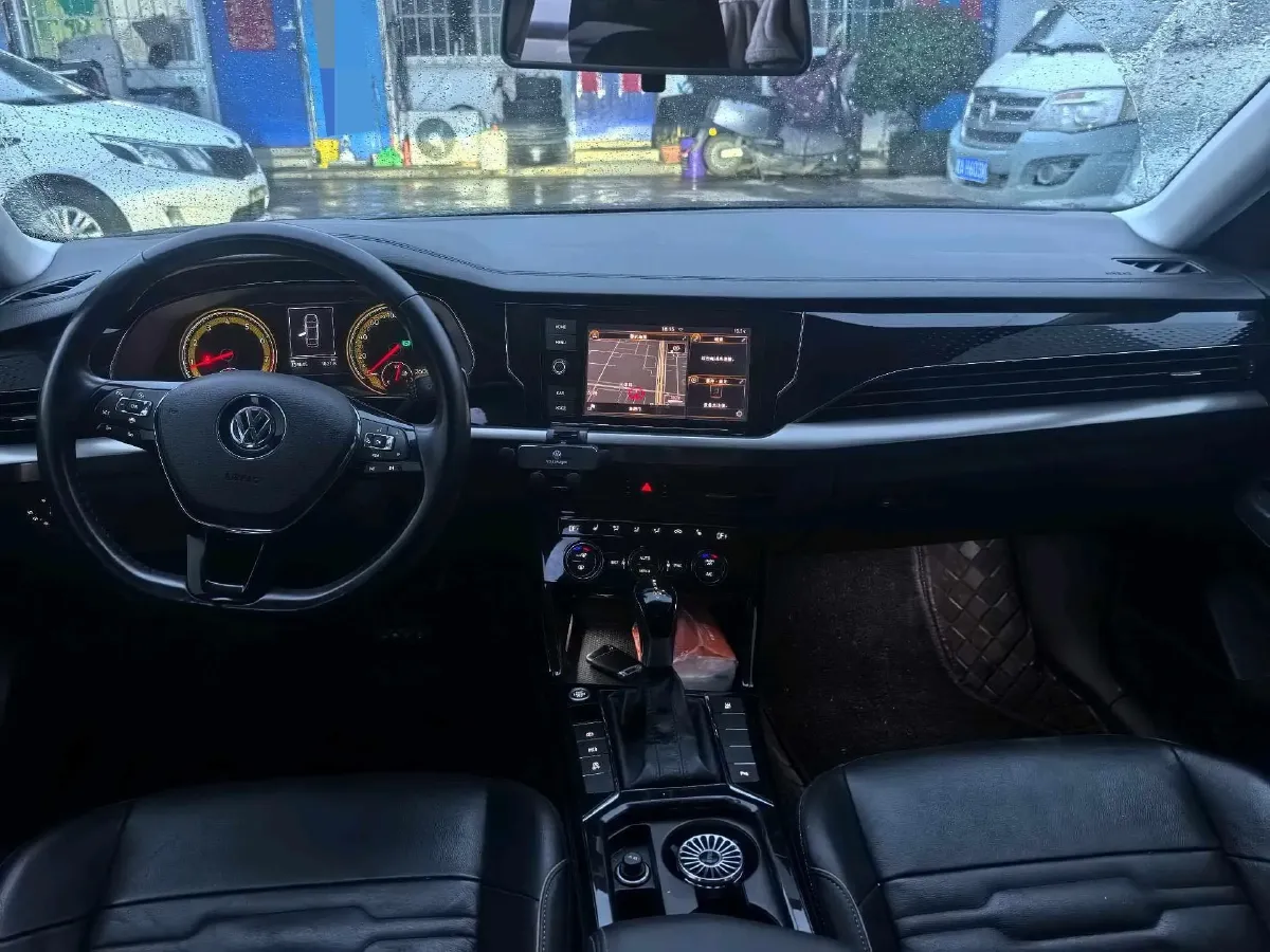 2019 Skoda Kodiak 2.0T 186HP L4 7DCT,autocango,china used car exporter,china ev exporter,chinese used car exporter,chinese used ev exporter