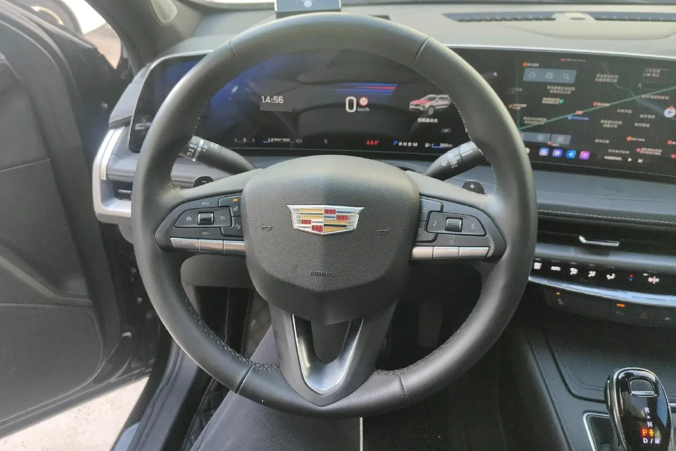 2024 Cadillac XT4 2.0T 237HP L4 9AT,autocango,china used car exporter,china ev exporter,chinese used car exporter,chinese used ev exporter