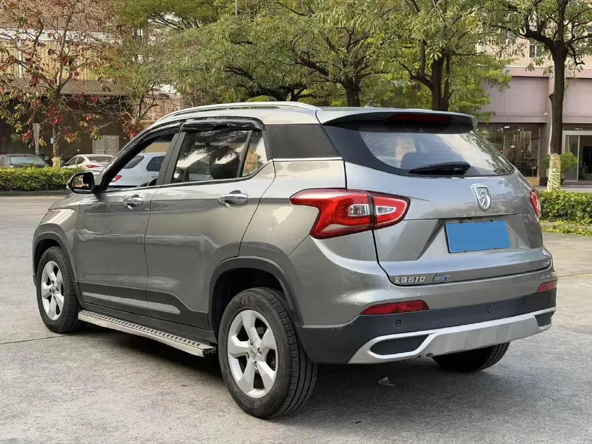 2017 BaoJun 510 1.5L 112HP L4 5AMT,autocango,china used car exporter,china ev exporter,chinese used car exporter,chinese used ev exporter