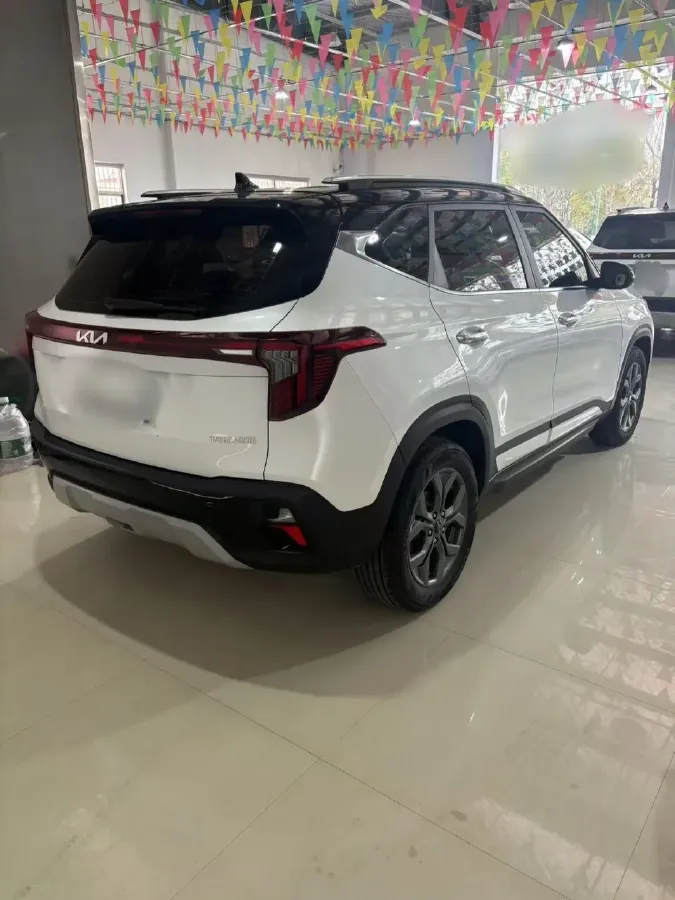 2023 Kia Seltos 1.5L 115HP L4 CVT,autocango,china used car exporter,china ev exporter,chinese used car exporter,chinese used ev exporter
