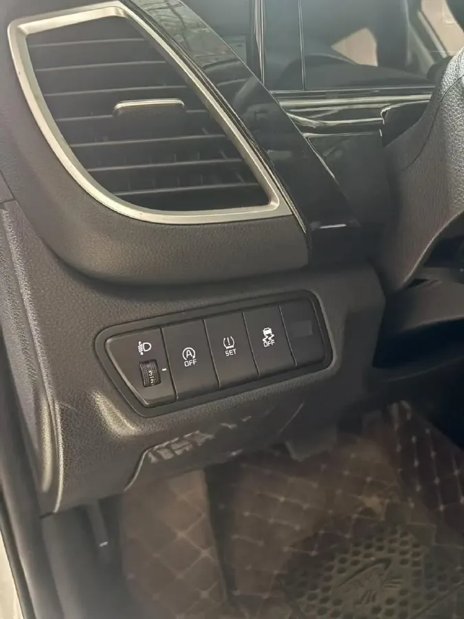 2023 Kia Seltos 1.5L 115HP L4 CVT,autocango,china used car exporter,china ev exporter,chinese used car exporter,chinese used ev exporter