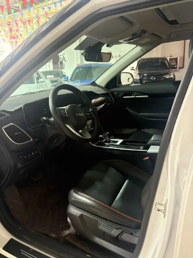 2023 Kia Seltos 1.5L 115HP L4 CVT,autocango,china used car exporter,china ev exporter,chinese used car exporter,chinese used ev exporter