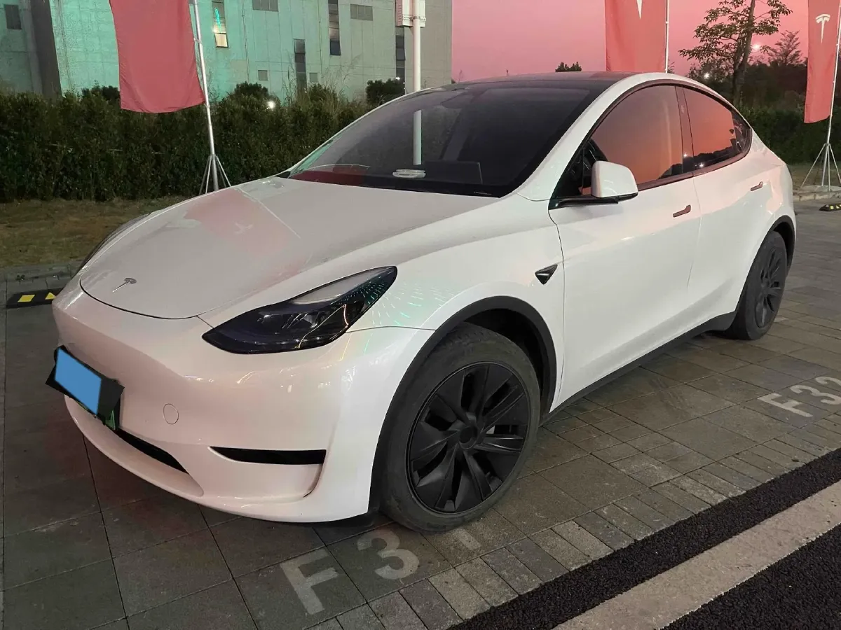 2022 Tesla Model Y BEV 60KWH,autocango,china used car exporter,china ev exporter,chinese used car exporter,chinese used ev exporter