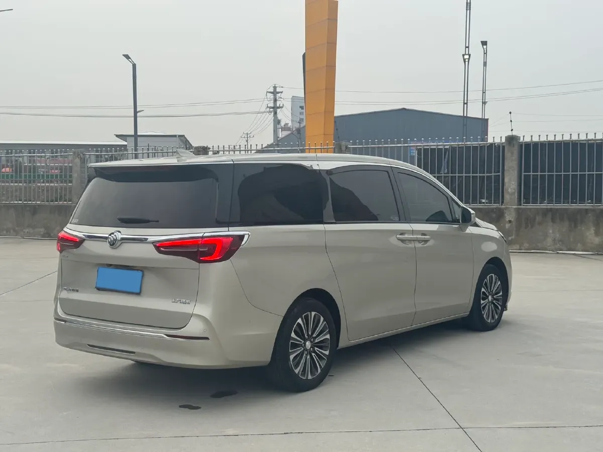 2021 Buick GL8 2.0T 237HP L4 9AT,autocango,china used car exporter,china ev exporter,chinese used car exporter,chinese used ev exporter