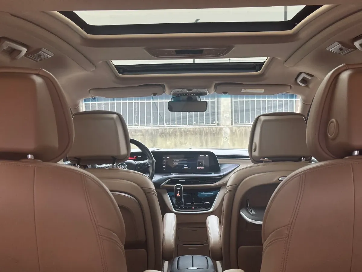 2021 Buick GL8 2.0T 237HP L4 9AT,autocango,china used car exporter,china ev exporter,chinese used car exporter,chinese used ev exporter