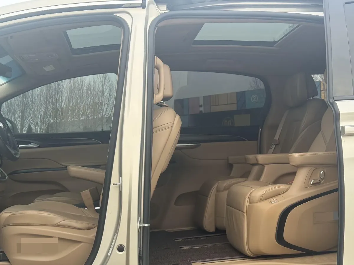 2021 Buick GL8 2.0T 237HP L4 9AT,autocango,china used car exporter,china ev exporter,chinese used car exporter,chinese used ev exporter