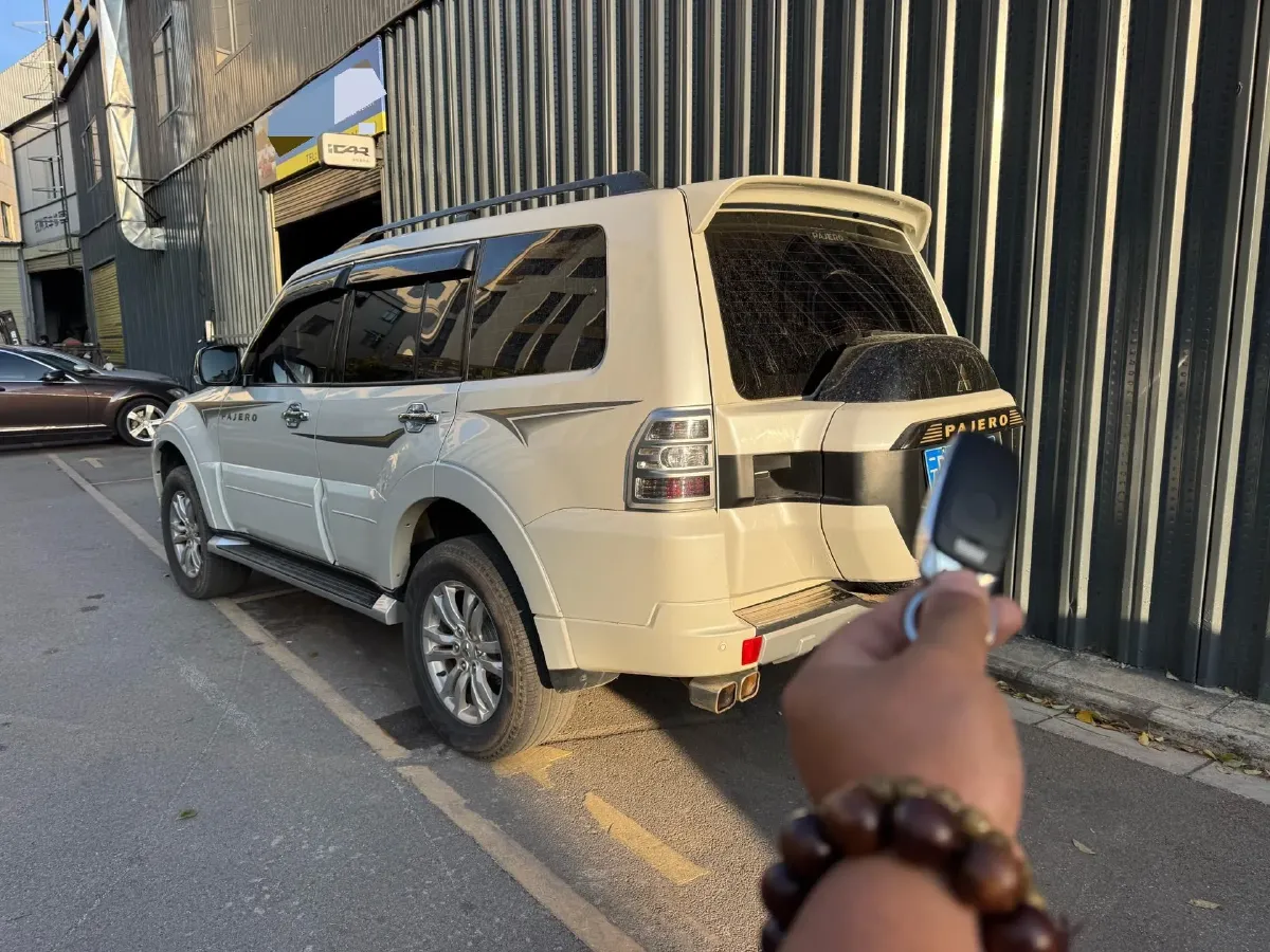 2017 Honda Jade 1.8L 141HP L4 5AT,autocango,china used car exporter,china ev exporter,chinese used car exporter,chinese used ev exporter