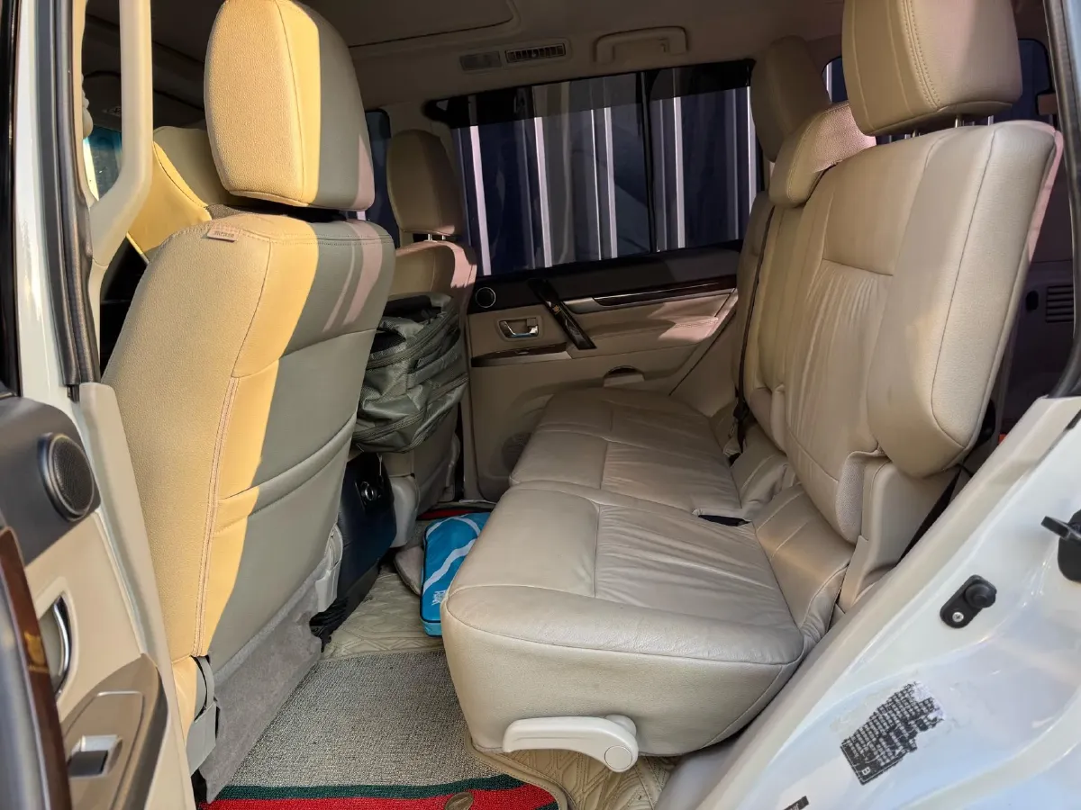 2017 Honda Jade 1.8L 141HP L4 5AT,autocango,china used car exporter,china ev exporter,chinese used car exporter,chinese used ev exporter