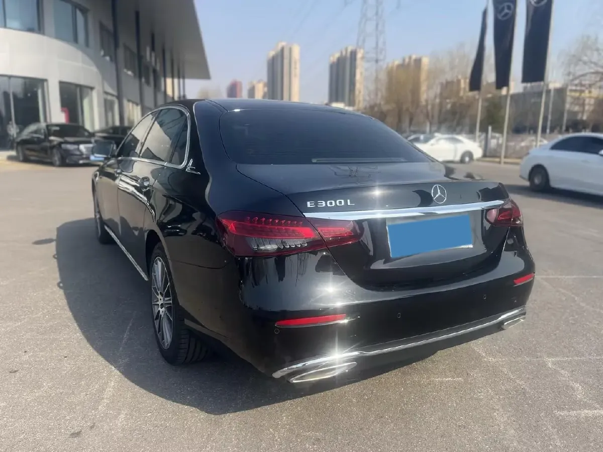 2023 Mercedes-Benz E Class 2.0T 197HP L4 9AT,autocango,china used car exporter,china ev exporter,chinese used car exporter,chinese used ev exporter