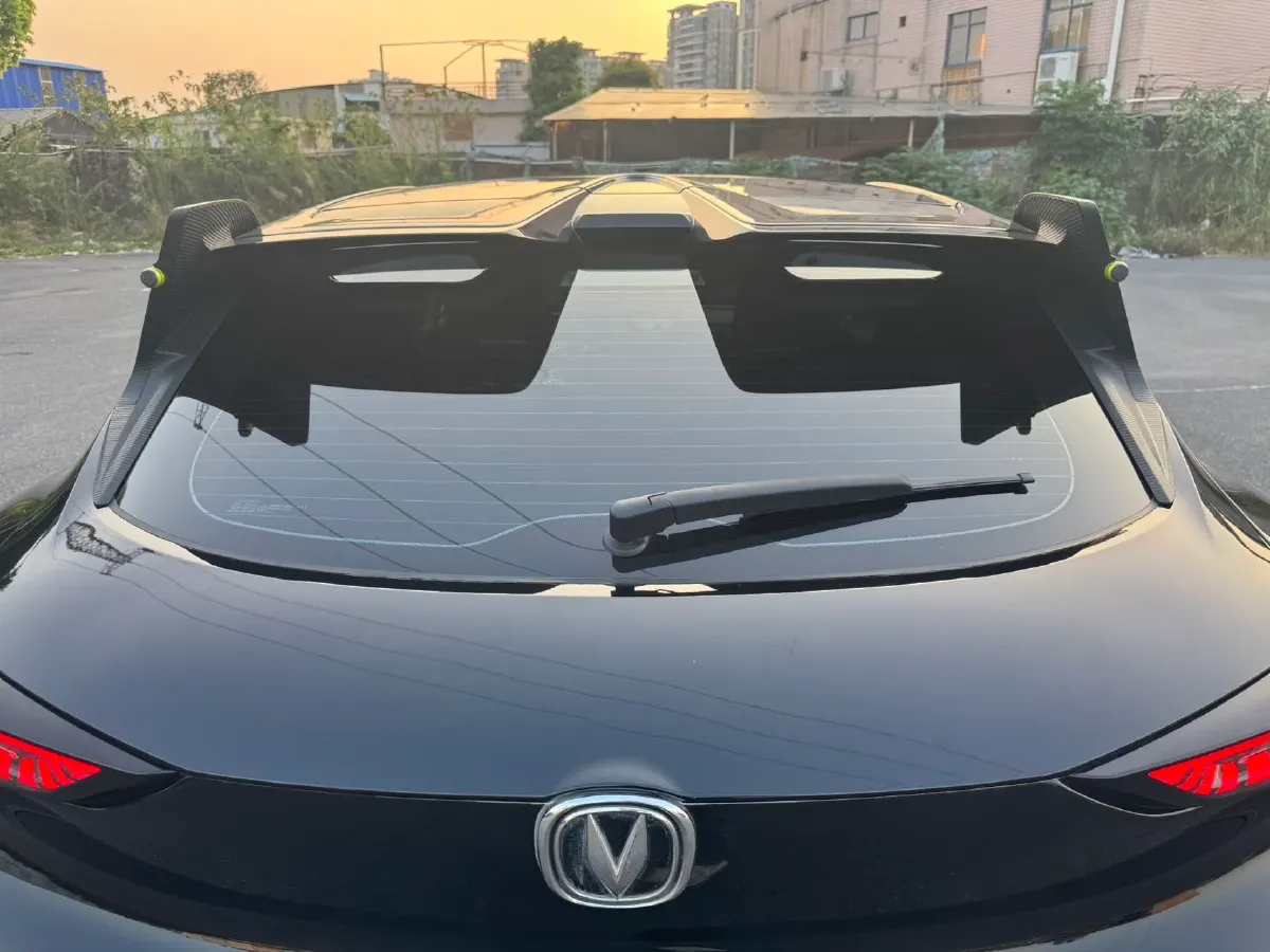 2021 ChangAn UNI-T 1.5T 180HP L4 7DCT,autocango,china used car exporter,china ev exporter,chinese used car exporter,chinese used ev exporter