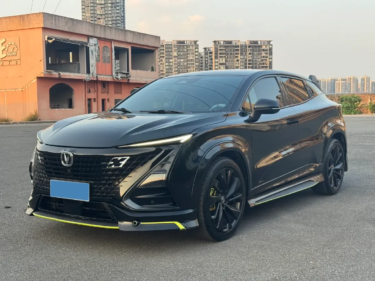 2021 ChangAn UNI-T 1.5T 180HP L4 7DCT,autocango,china used car exporter,china ev exporter,chinese used car exporter,chinese used ev exporter
