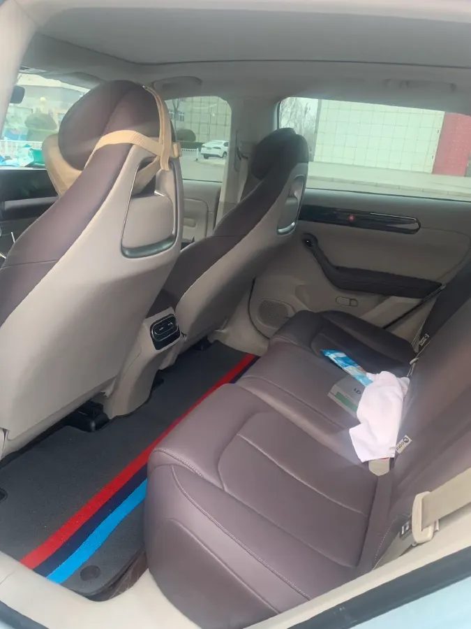 2024 Leapmotor C11 1.5L 95HP L4 REEV 30.1KWH,autocango,china used car exporter,china ev exporter,chinese used car exporter,chinese used ev exporter