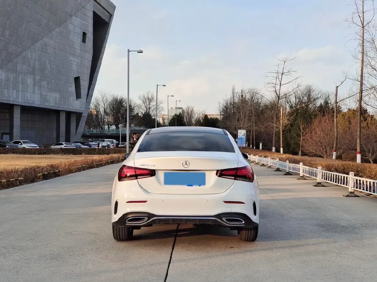 2021 Mercedes-Benz A Class 1.3T 163HP L4 7DCT,autocango,china used car exporter,china ev exporter,chinese used car exporter,chinese used ev exporter