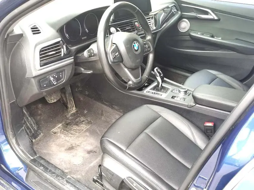 2022 BMW 1 Series 1.5T 140HP L3 7DCT,autocango,china used car exporter,china ev exporter,chinese used car exporter,chinese used ev exporter